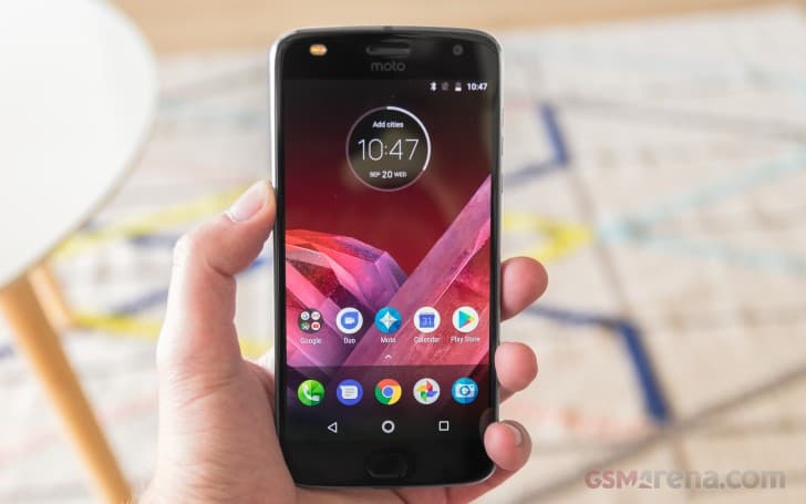 Moto Z2 Play 4