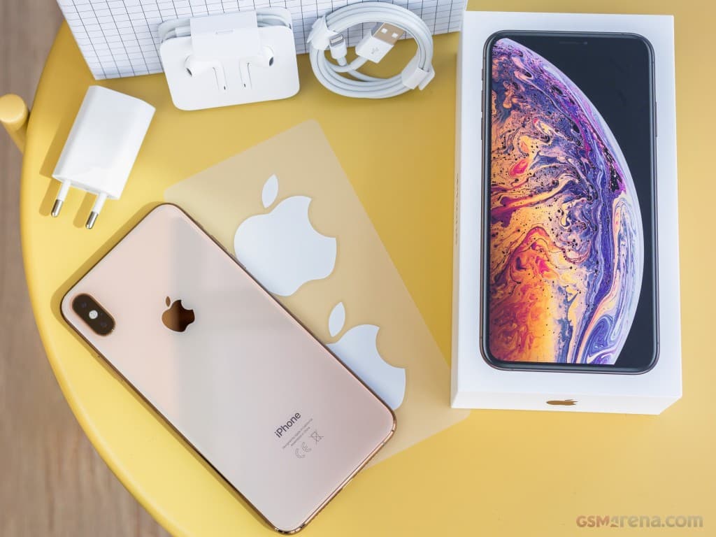 iPhone XS Max 4