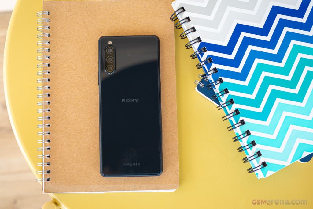 Xperia 10 II 4