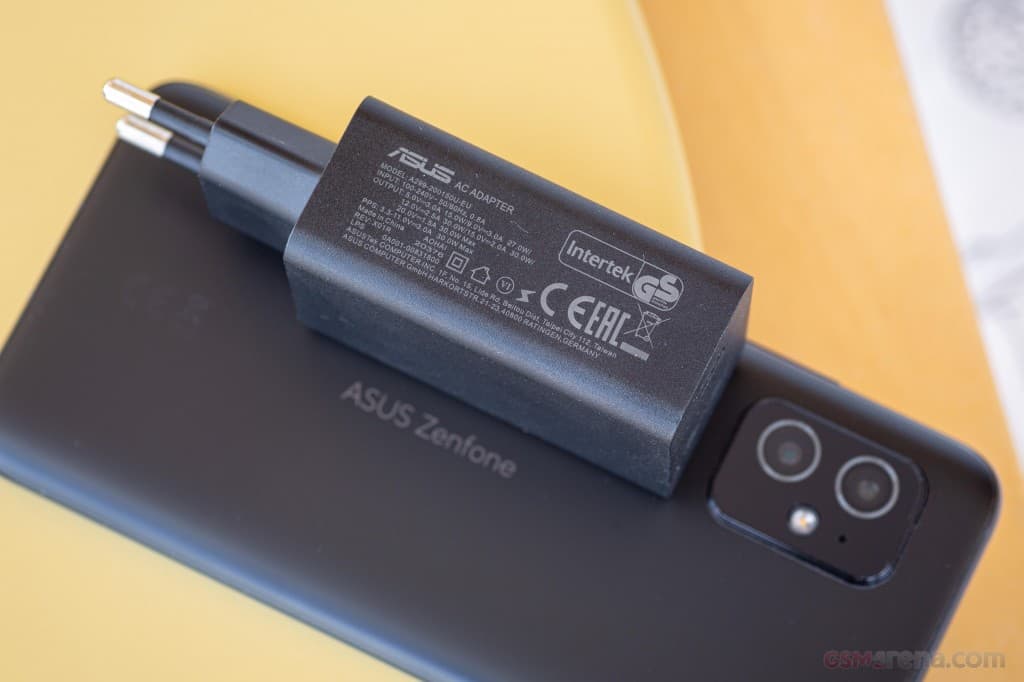 Zenfone 8 4