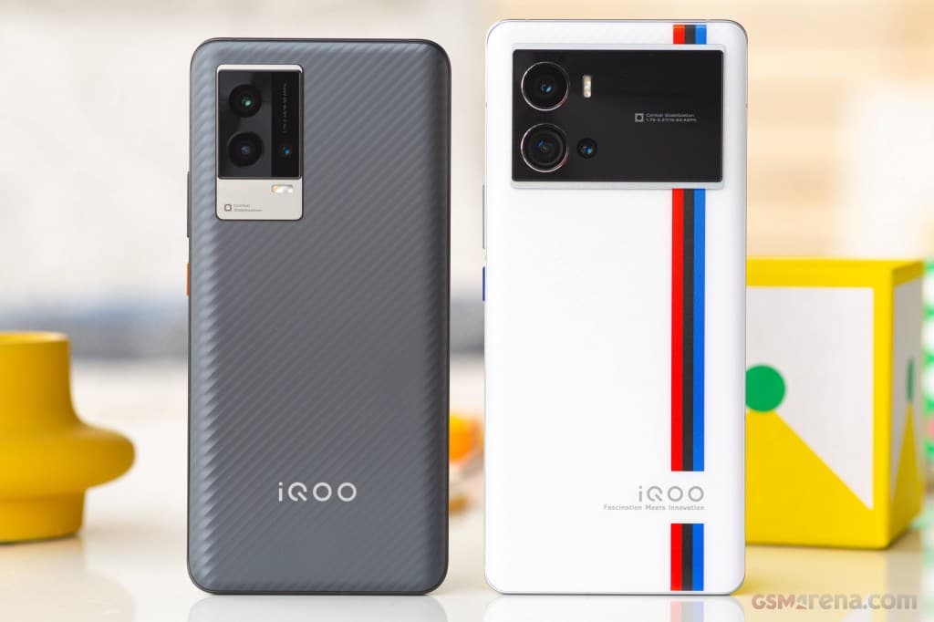iQOO 9 4