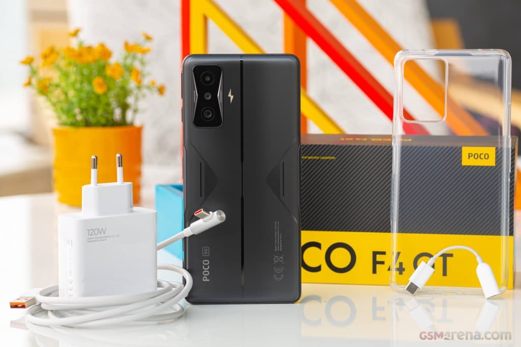 Poco F4 GT 3