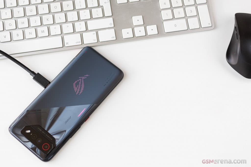 ROG Phone 7 3