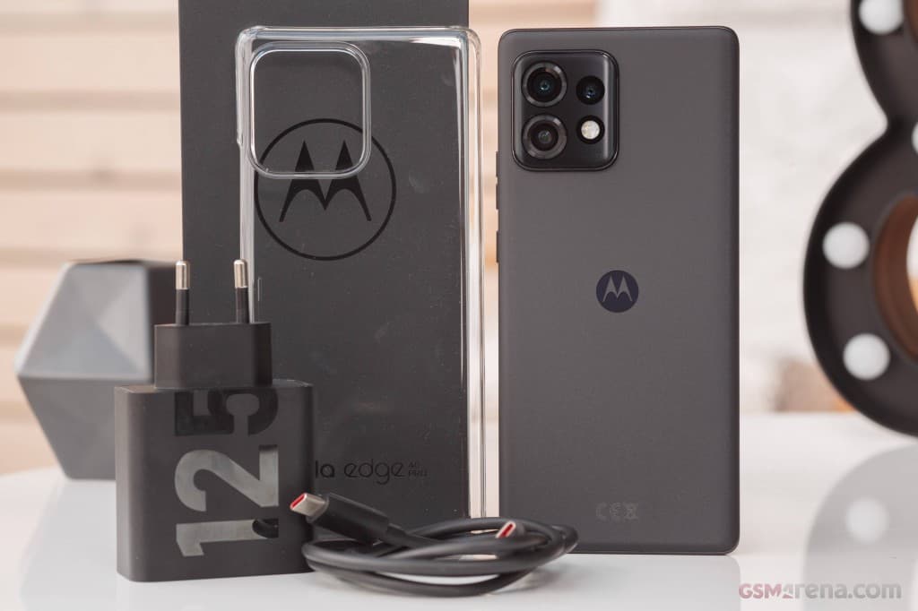 Edge 40 Pro 3