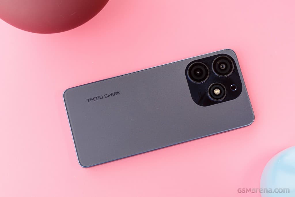 Spark 10 Pro 4