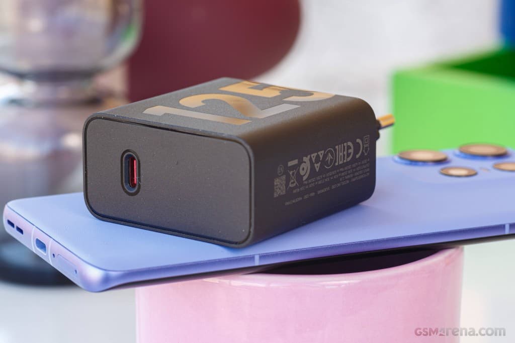 Edge 50 Pro 4
