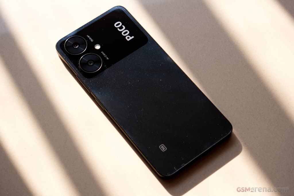 Poco M6 2