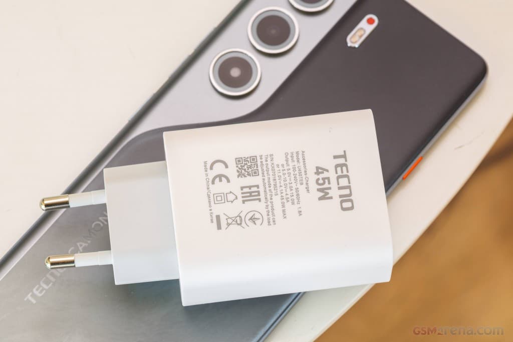 Camon 40 Pro 4
