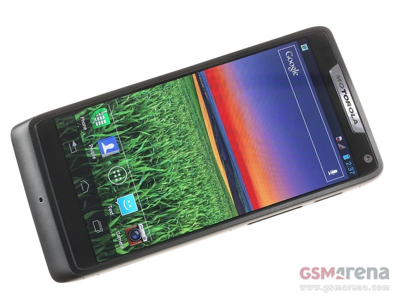 RAZR i XT890 4