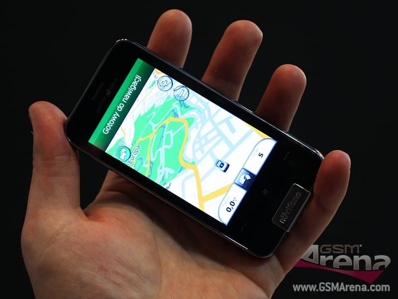nuvifone M10 4