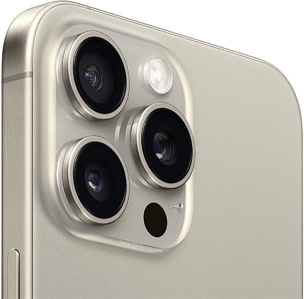 iPhone 15 Pro Max 4