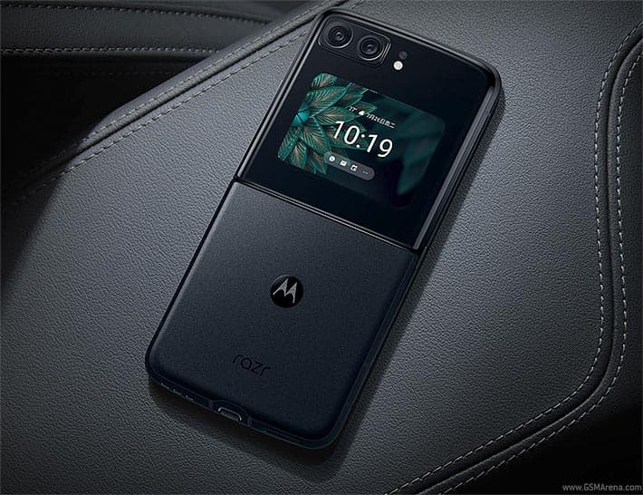 Razr 2022 4