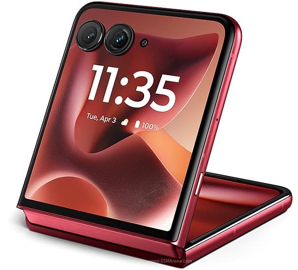 Razr 60 Ultra 3