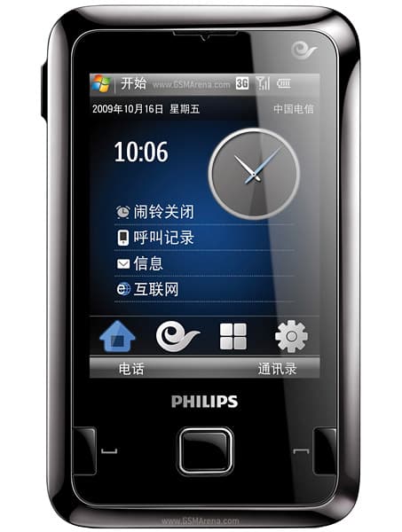 D900